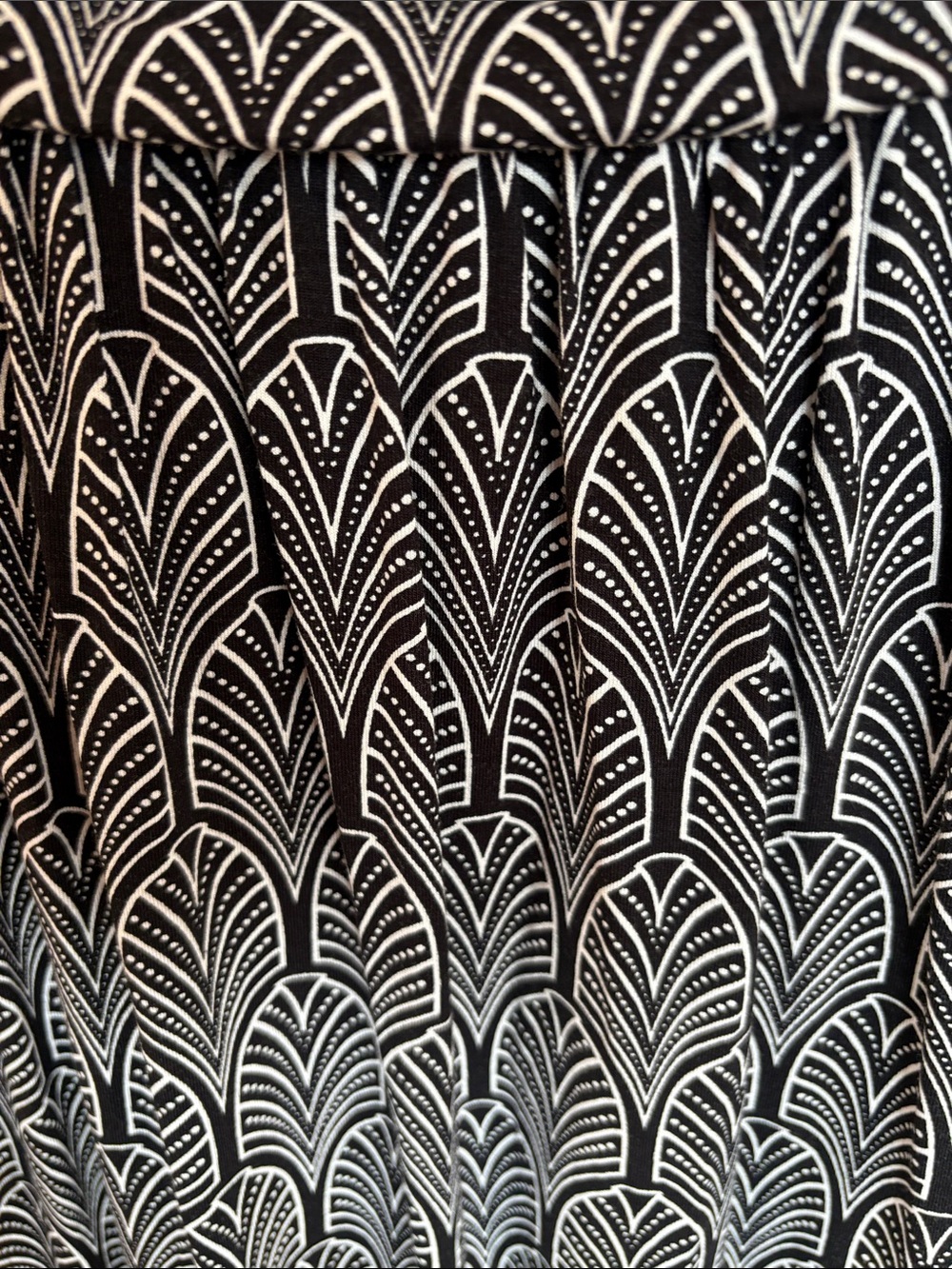 Maeve Gray Printed V-Neck Midi Dress - Picture 4 of 5